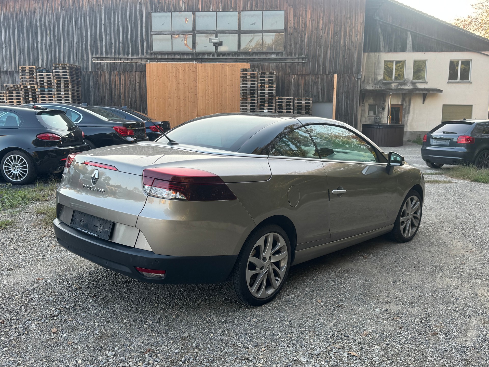RENAULT Mégane CC 1.5 dCi EDC-image-3