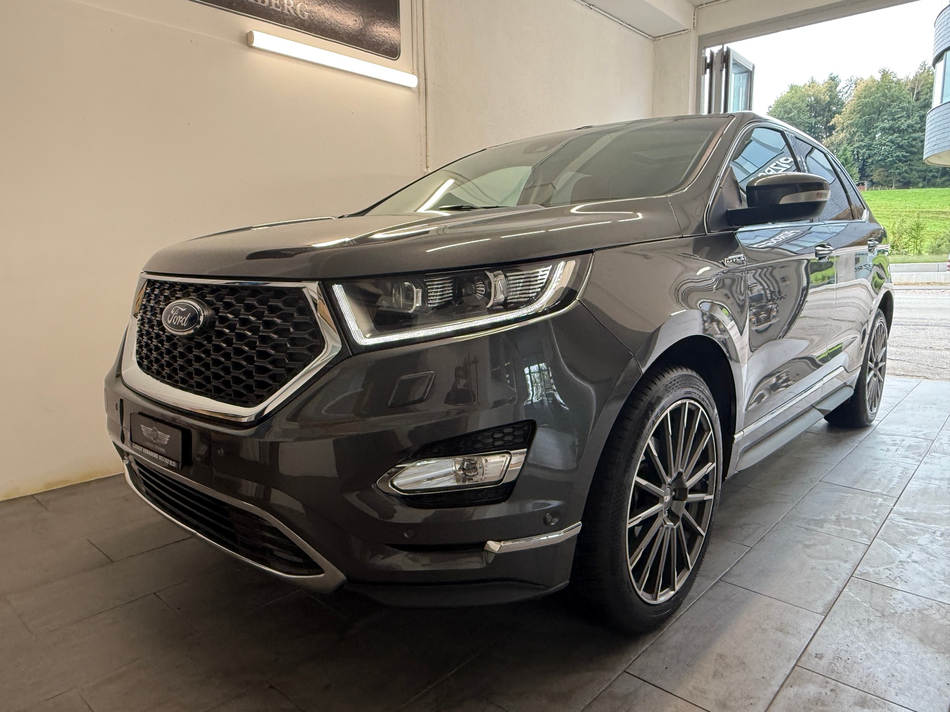 FORD Edge 2.0 TDCi Vignale 4WD PowerShift Ab 230.- pro Monat Sitheizung / Belüftung Panoramdach