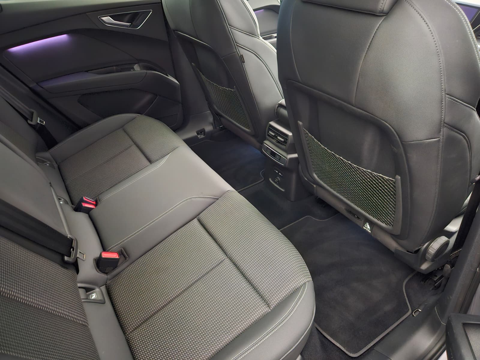 AUDI Q4 e-tron 50 quattro-image-13