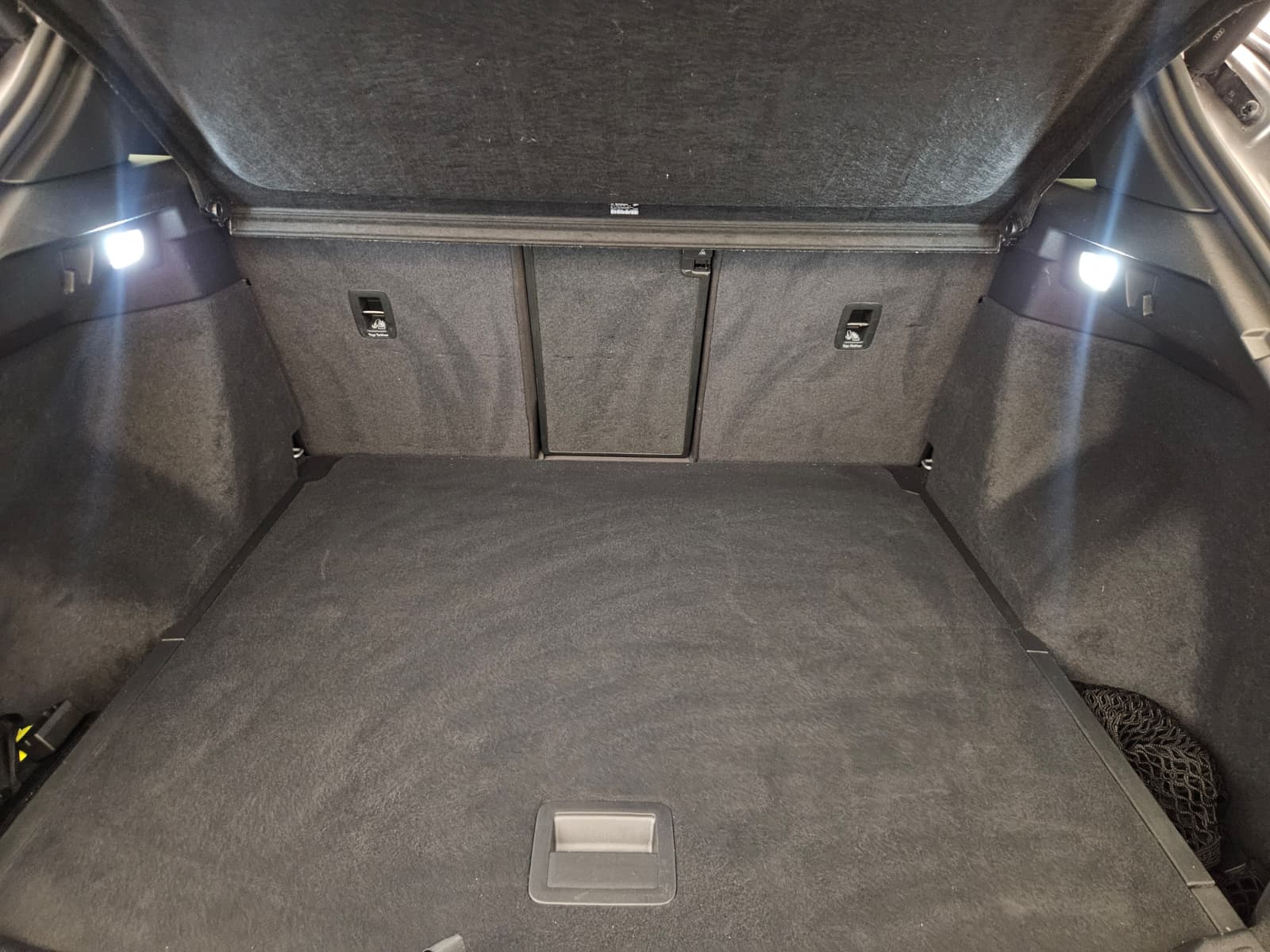 AUDI Q4 e-tron 50 quattro-image-14