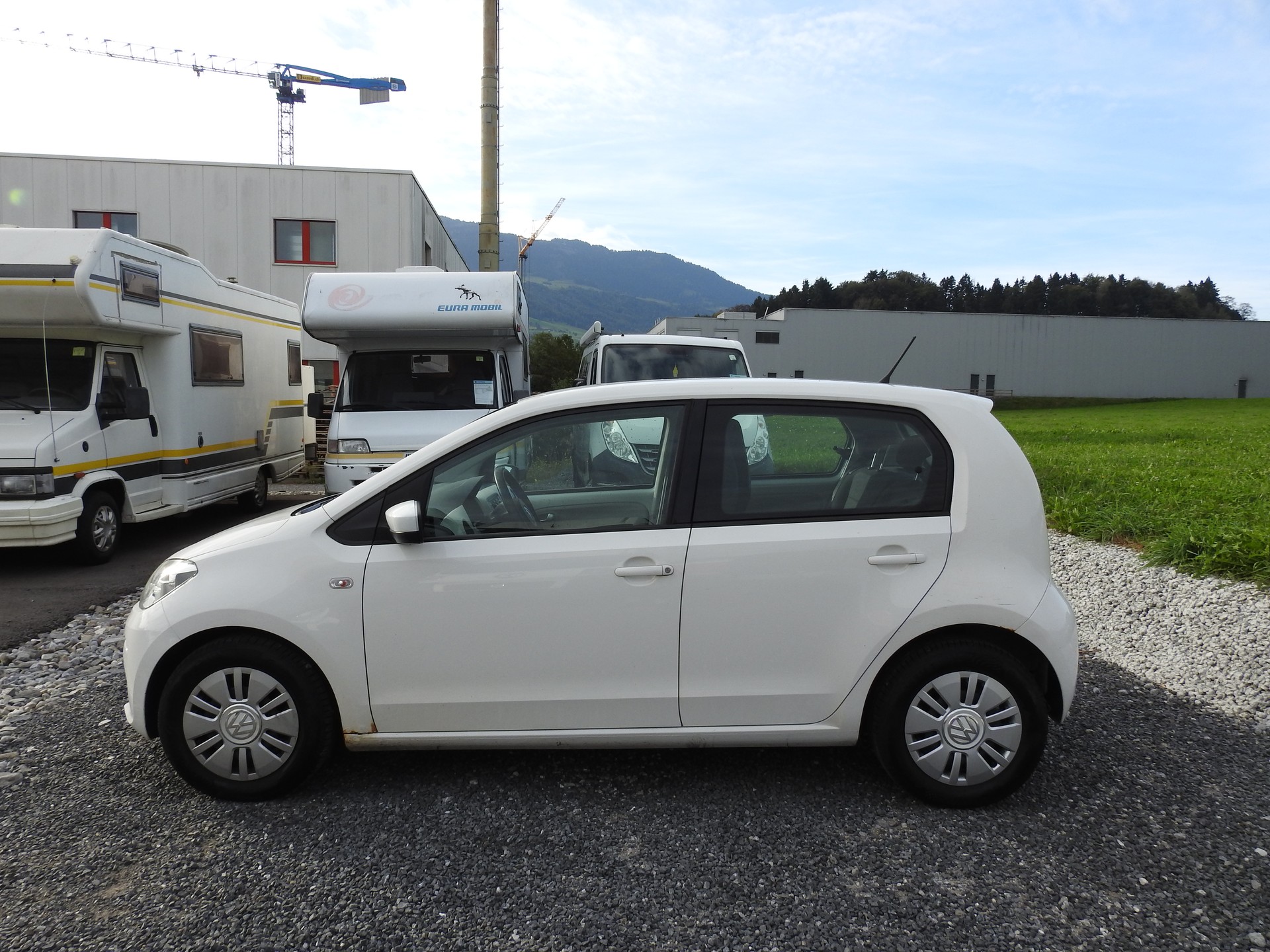 VW Up 1.0 BMT white up-showroom-element-2