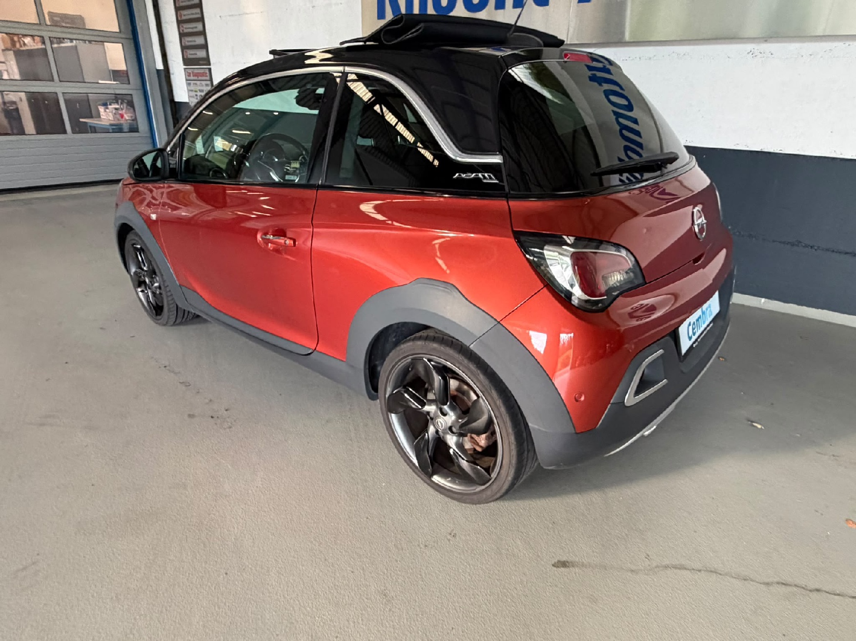OPEL Adam 1.0i eFLEX Rocks S/S Faltdach-image-7