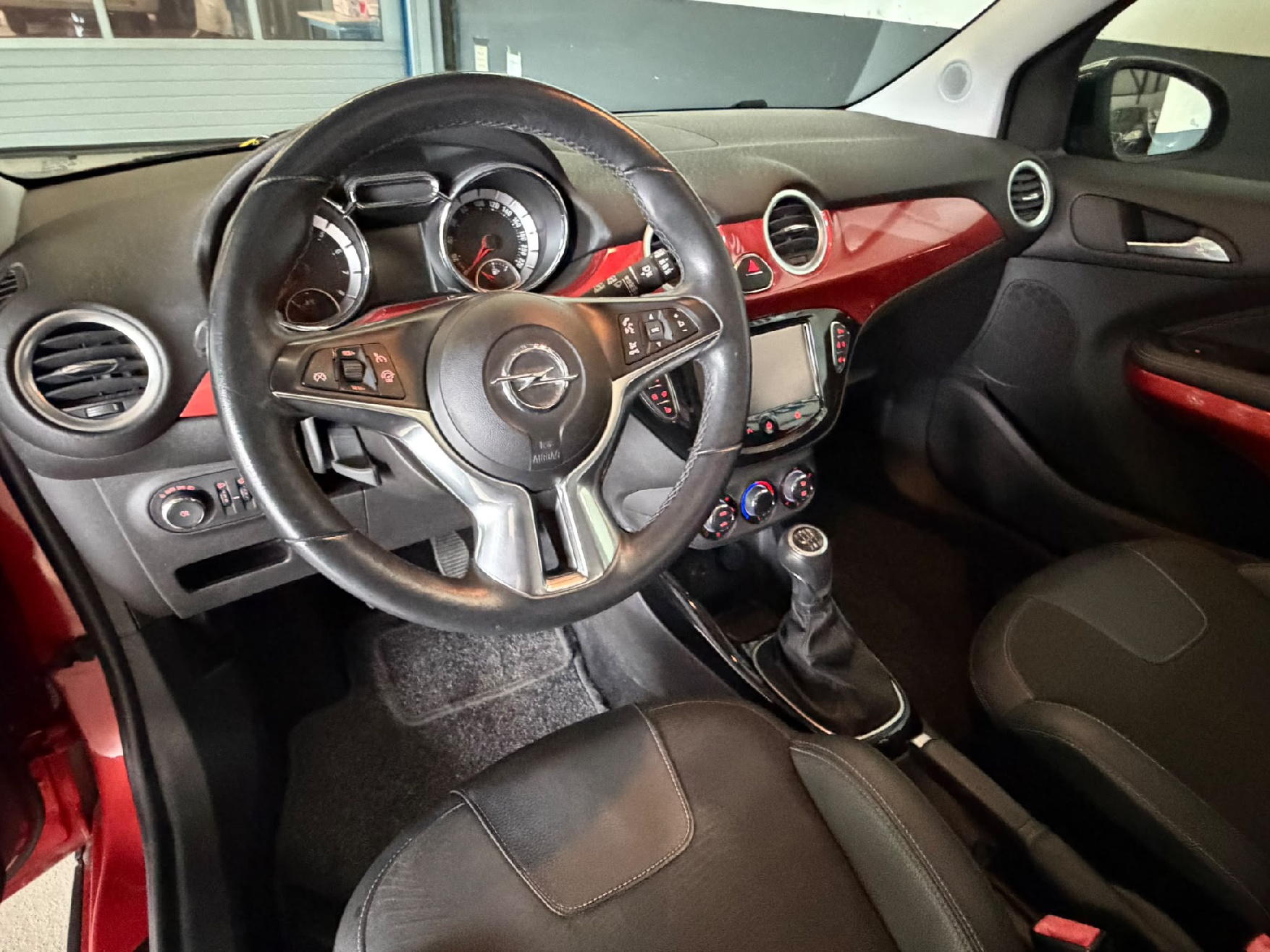 OPEL Adam 1.0i eFLEX Rocks S/S Faltdach-image-12