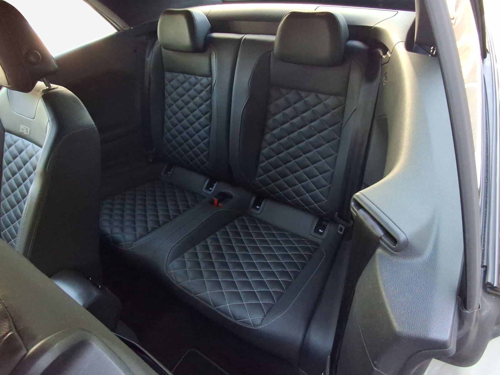VW T-Roc Cabriolet 1.5 TSI EVO R-Line DSG-image-11