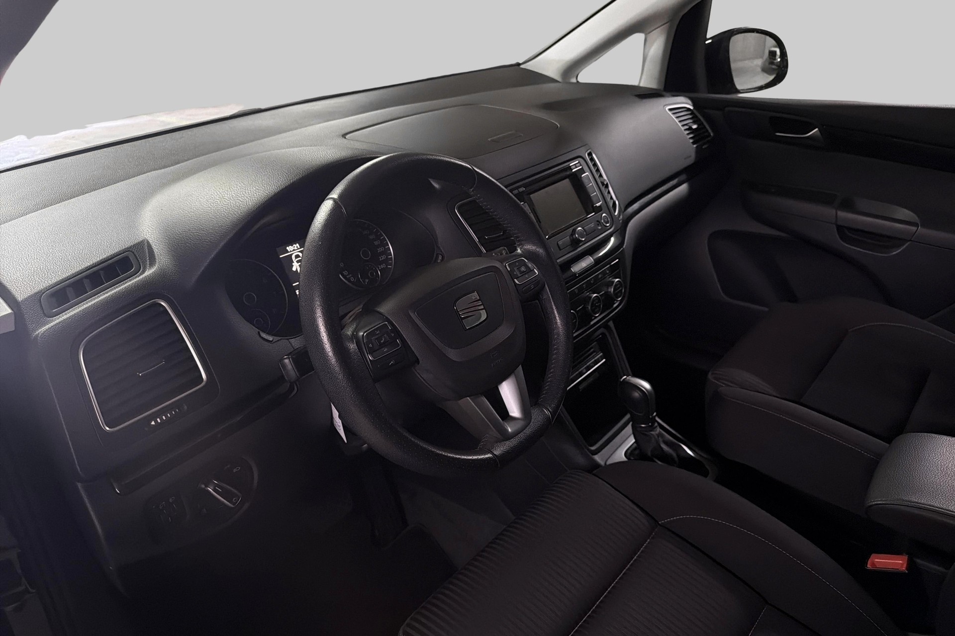SEAT Alhambra 2.0 TSI Style DSG-image-8