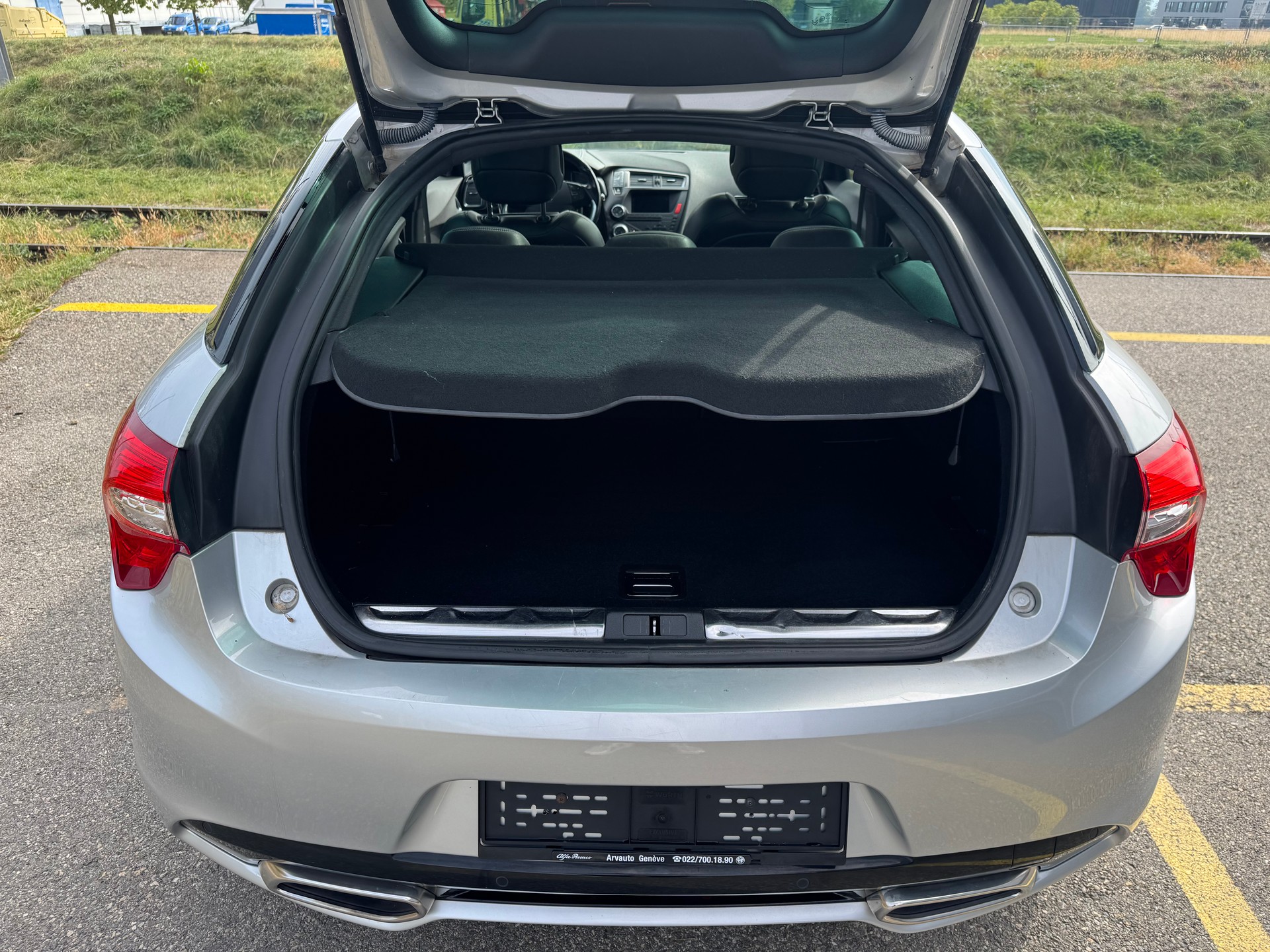 DS AUTOMOBILES DS5 HYbrid4 200 SO Chic EGS6-image-6