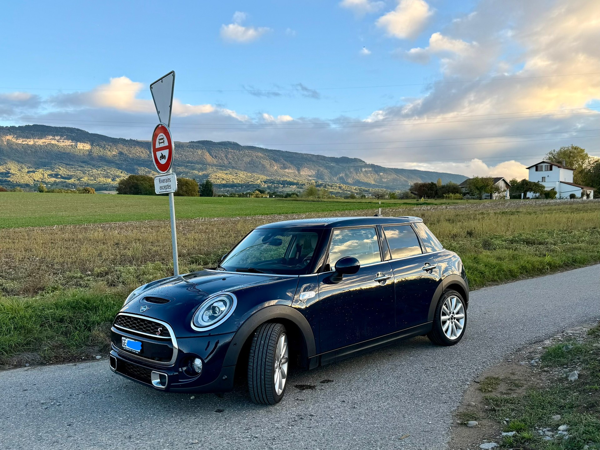 MINI 2.0i Cooper S-image-2
