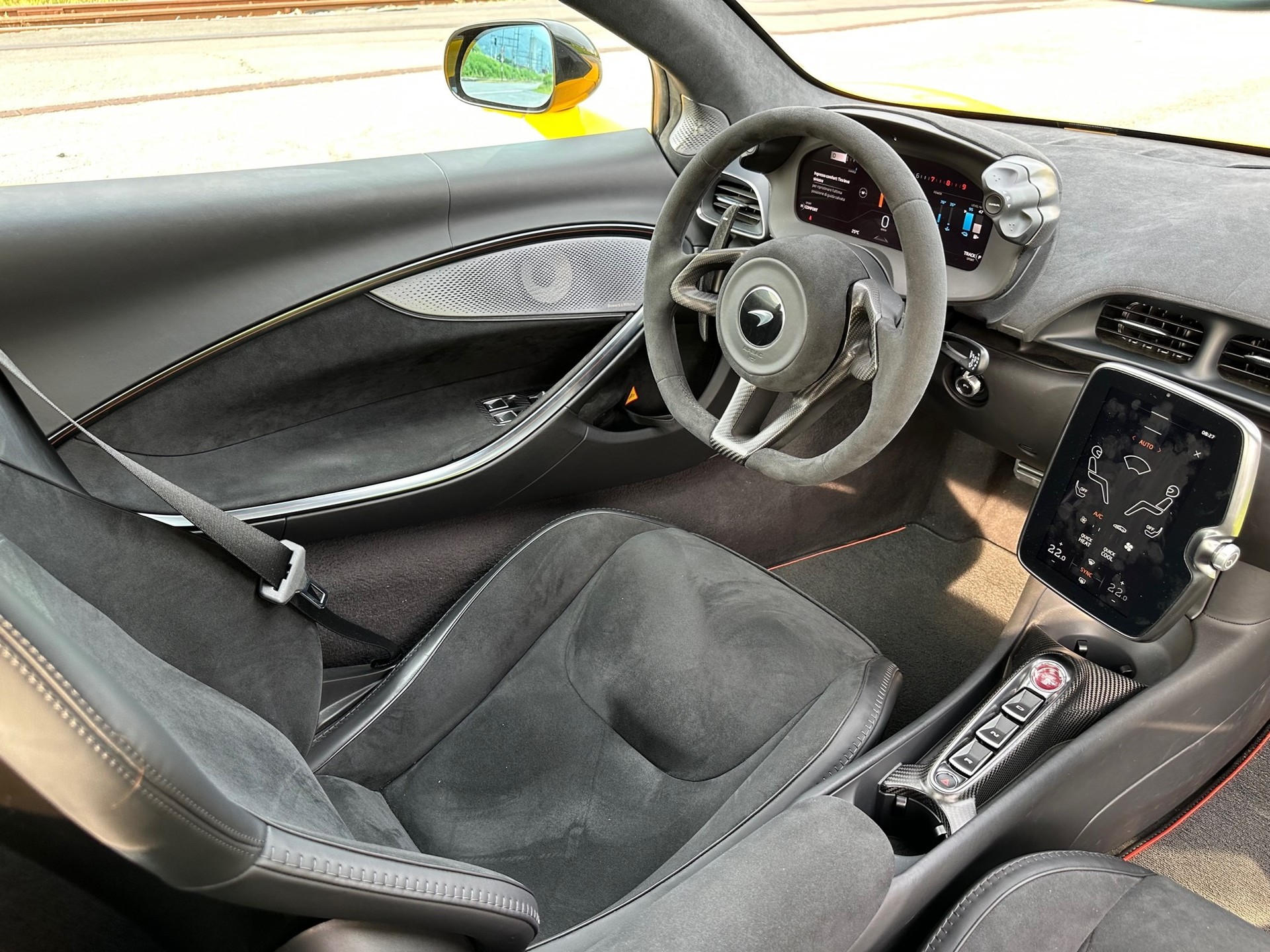 McLAREN ARTURA 3.0 V6 Performance-image-8