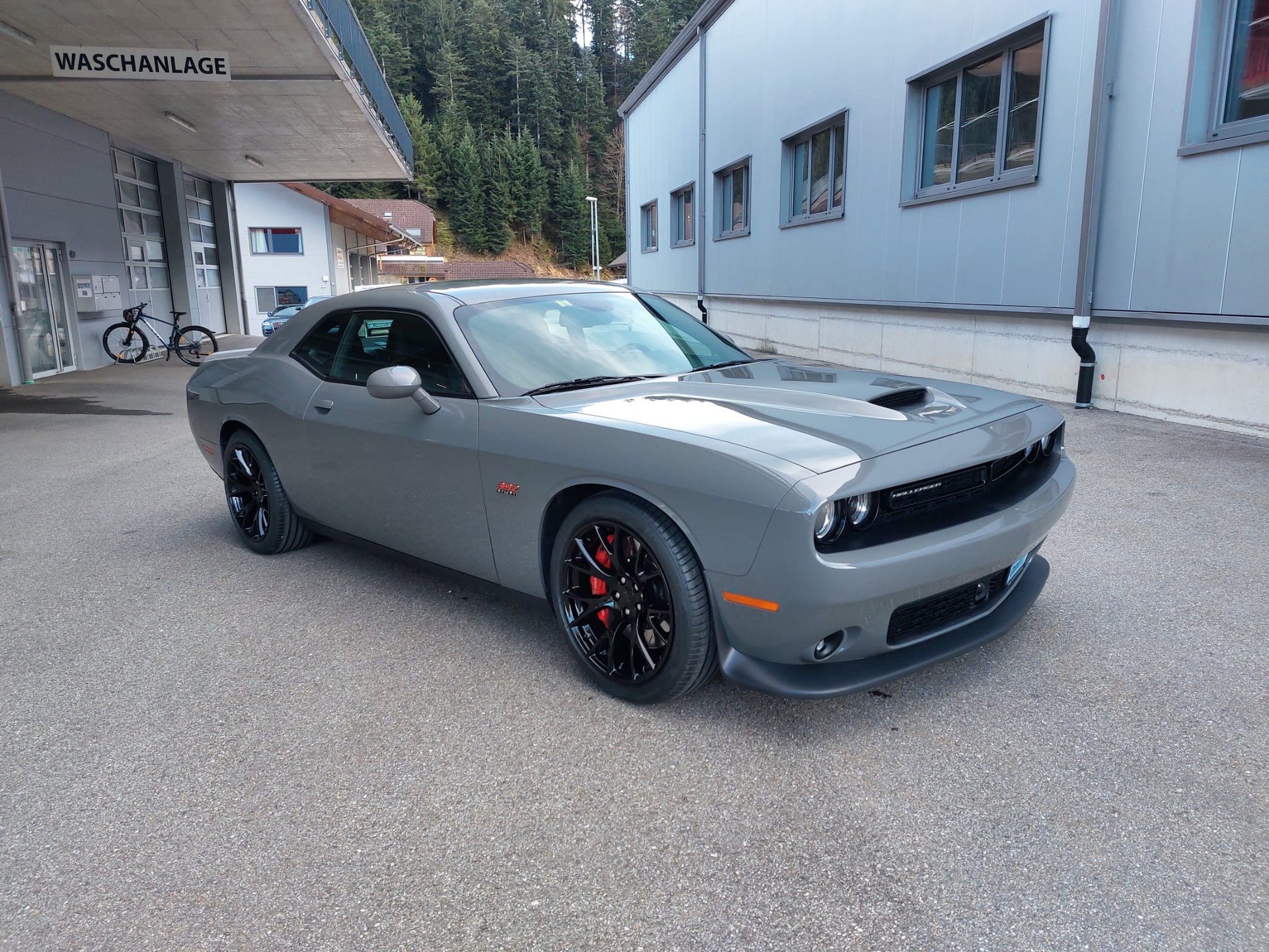 DODGE SRT 392 6.4 V8 Hemi-image-2