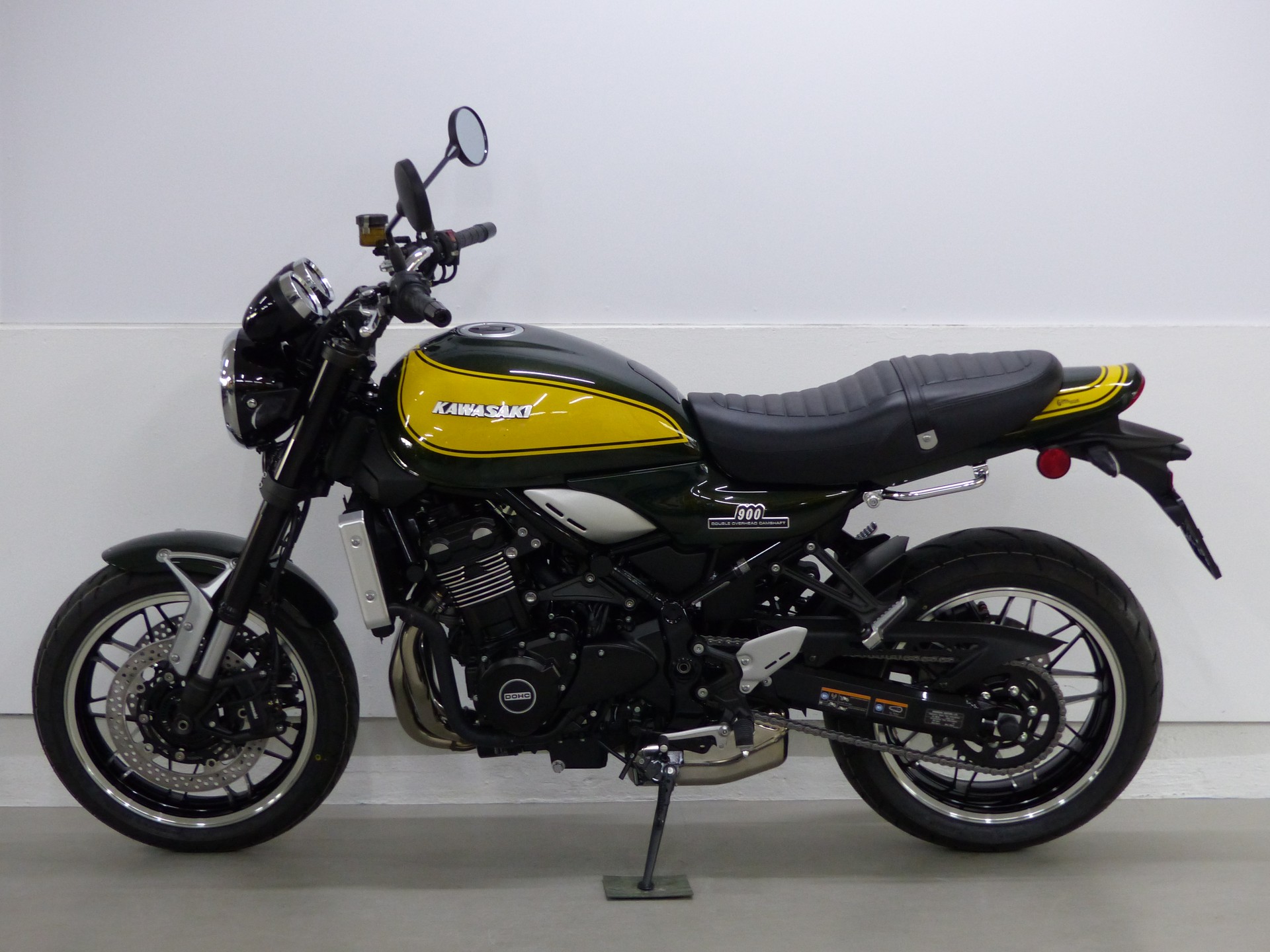 KAWASAKI Z 900 RS ABS Yellow Ball-image-12