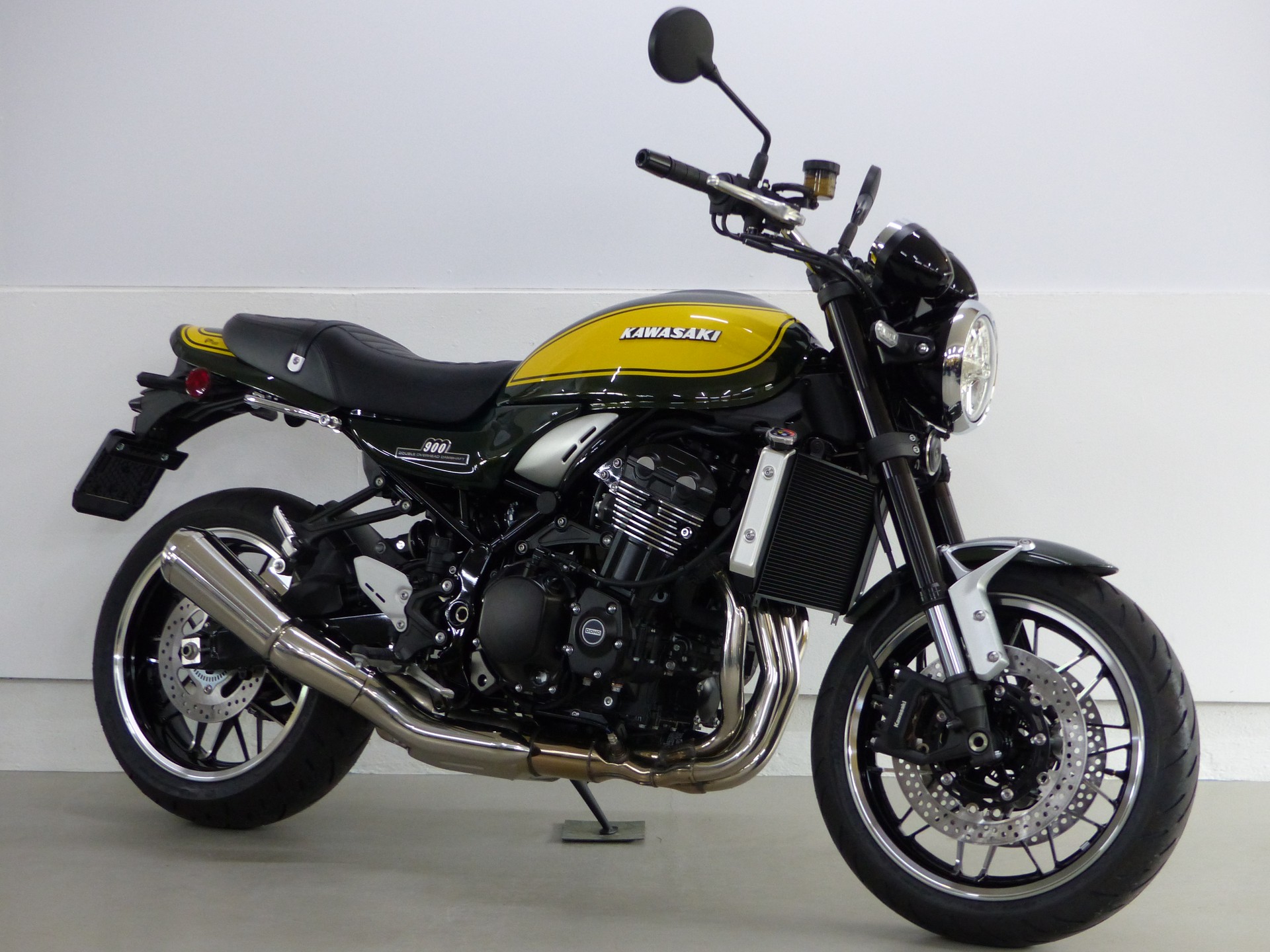 KAWASAKI Z 900 RS ABS Yellow Ball-image-11