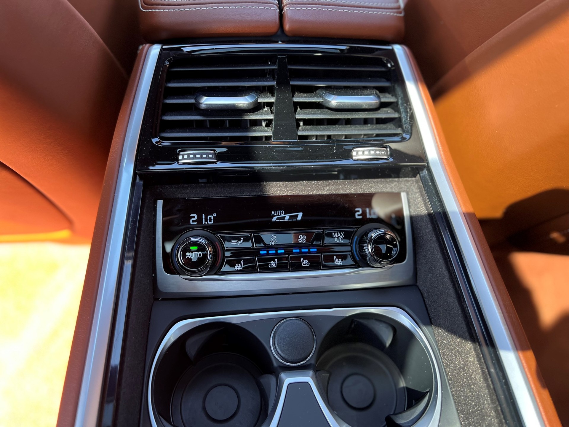 BMW M760Li xDrive Steptronic-image-20