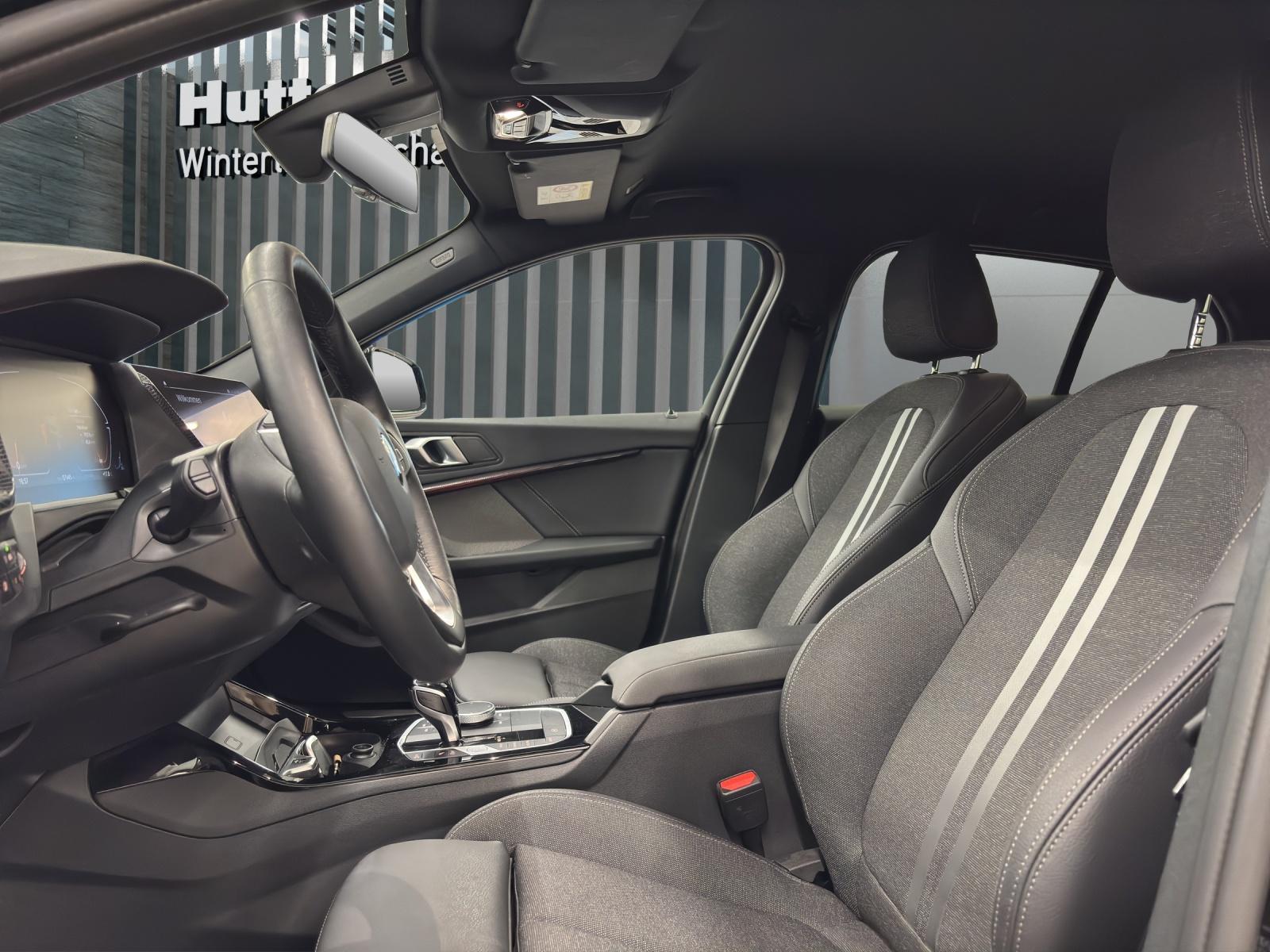 BMW 116d Sports Line-image-15