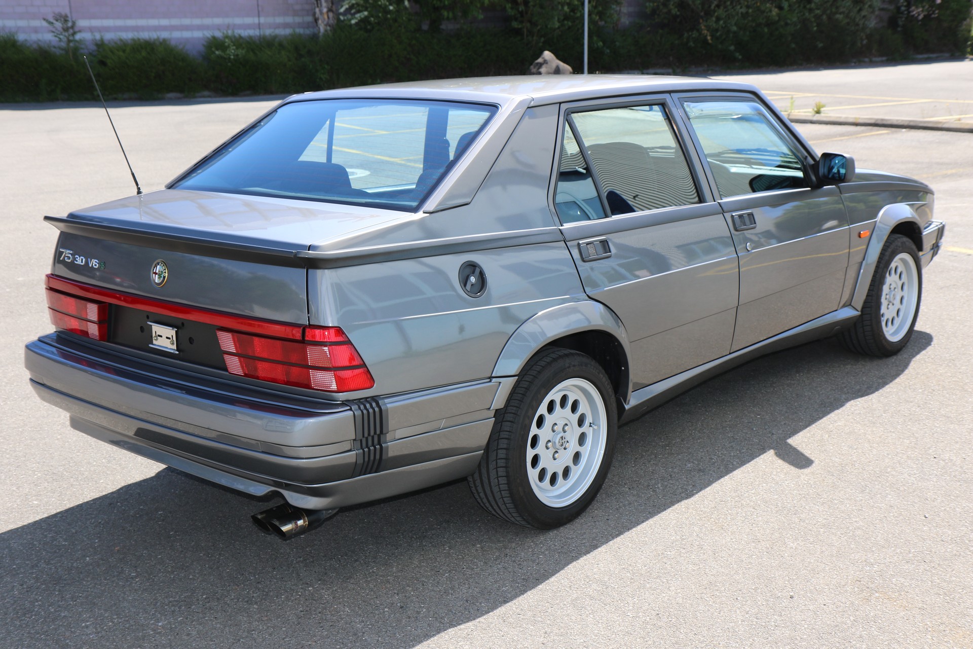 ALFA ROMEO 75 3.0 Q.Verde-image-3