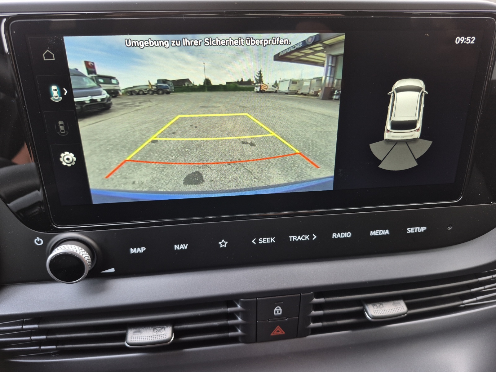 HYUNDAI Bayon 1.0 T-GDi Amplia Safety Pack-image-12