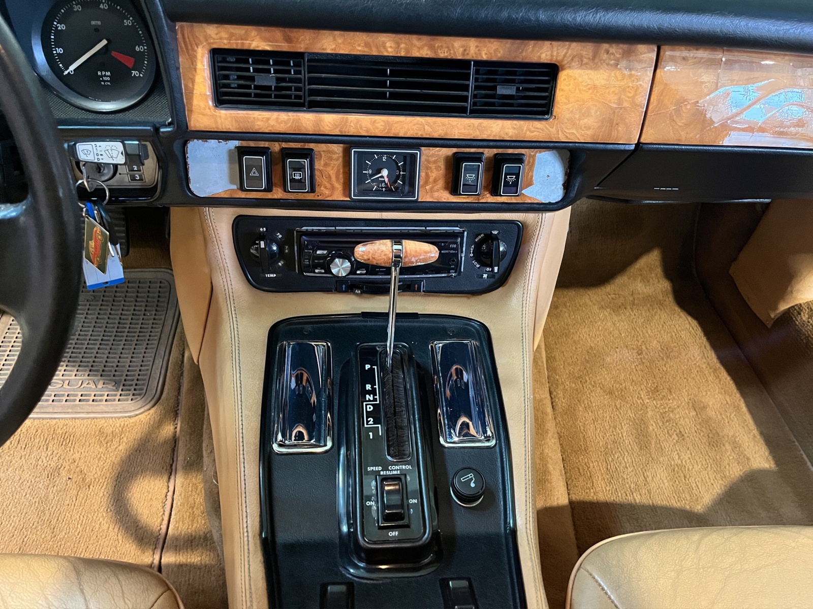 JAGUAR XJS 5.3 V12-image-11