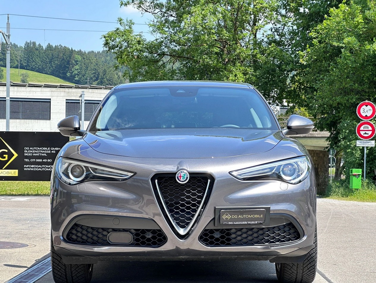 ALFA ROMEO Stelvio 2.2 JTDM Automatic Q4 *CH-Fahrzeug**Top Zustand**Top Ausstattung**Garantie*-showroom-element-1