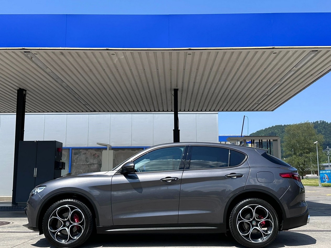 ALFA ROMEO Stelvio 2.2 JTDM Automatic Q4 *CH-Fahrzeug**Top Zustand**Top Ausstattung**Garantie*-showroom-element-3