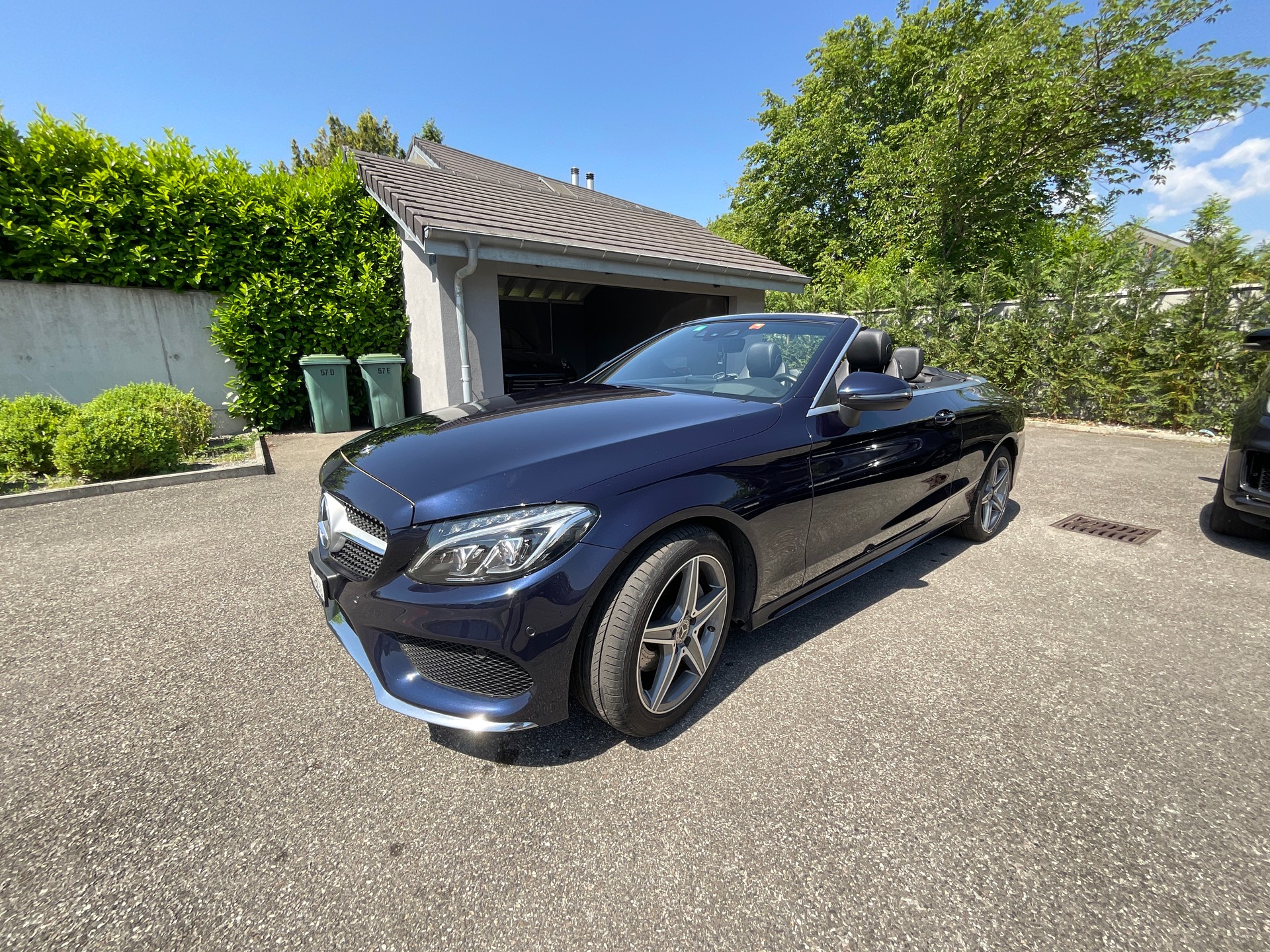 MERCEDES-BENZ C 200 Cabriolet AMG Line 4Matic 9G-Tronic-image-2