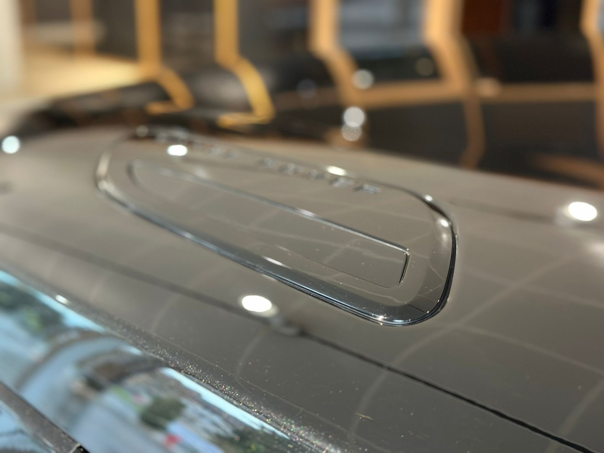 LAND ROVER Range Rover Velar R-Dynamic D 300 Automatic-image-9