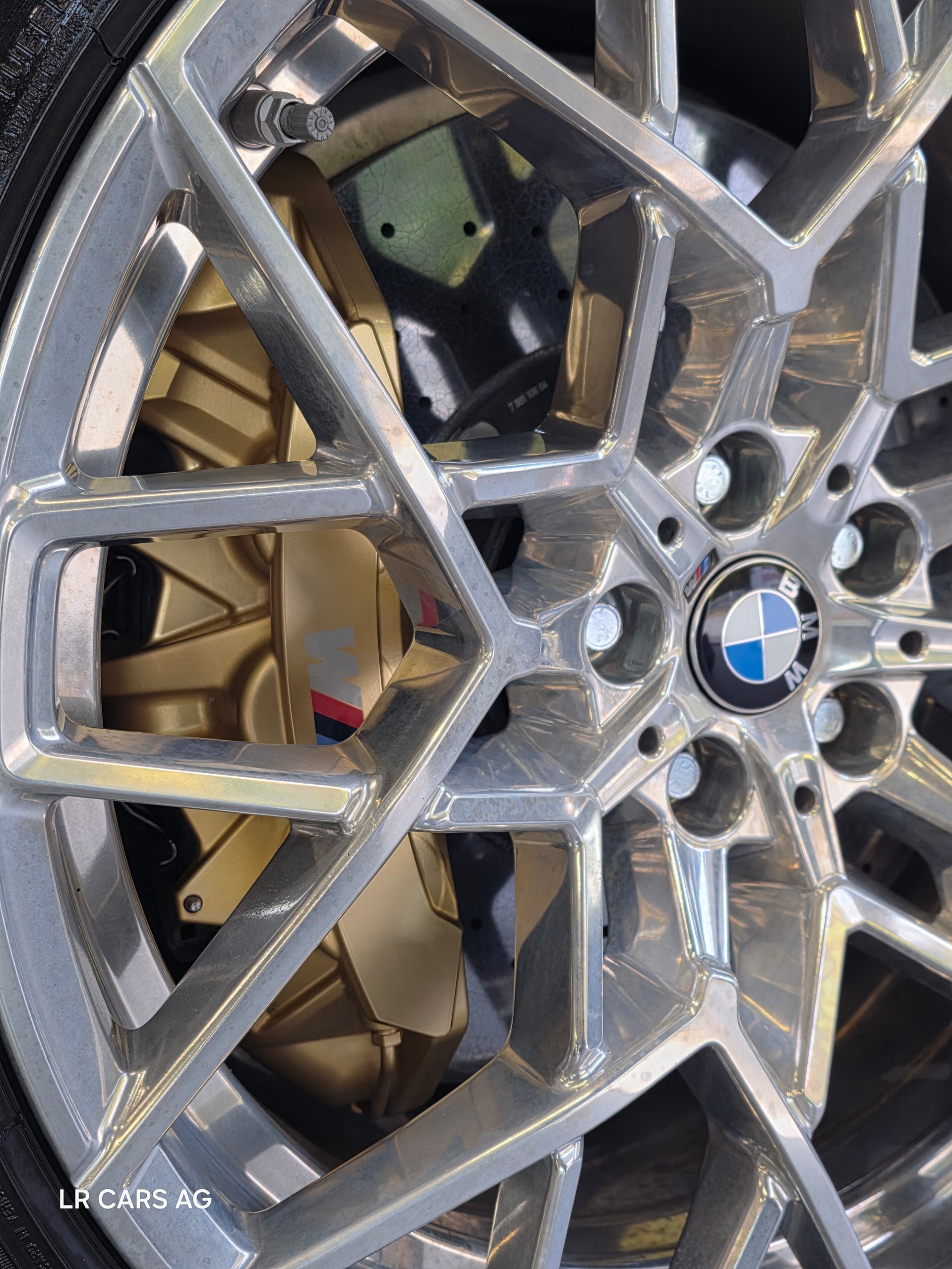BMW M8 xDrive Steptronic M Competition-image-14
