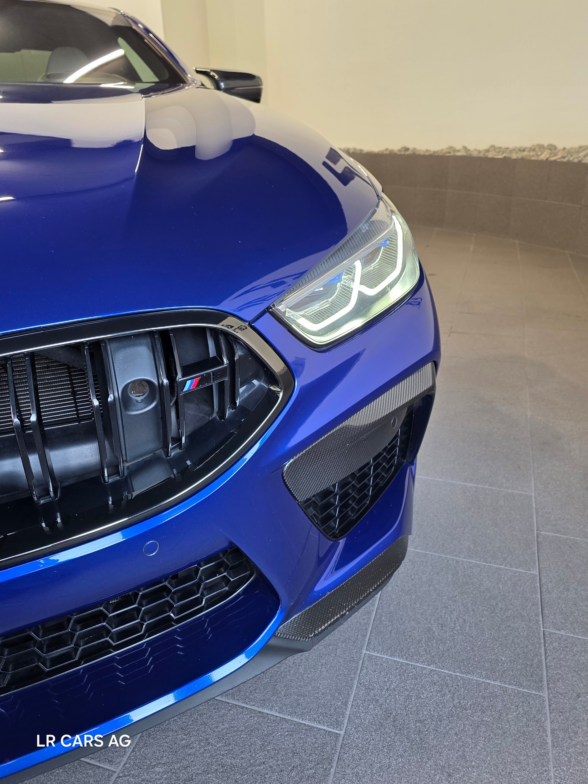 BMW M8 xDrive Steptronic M Competition-image-7