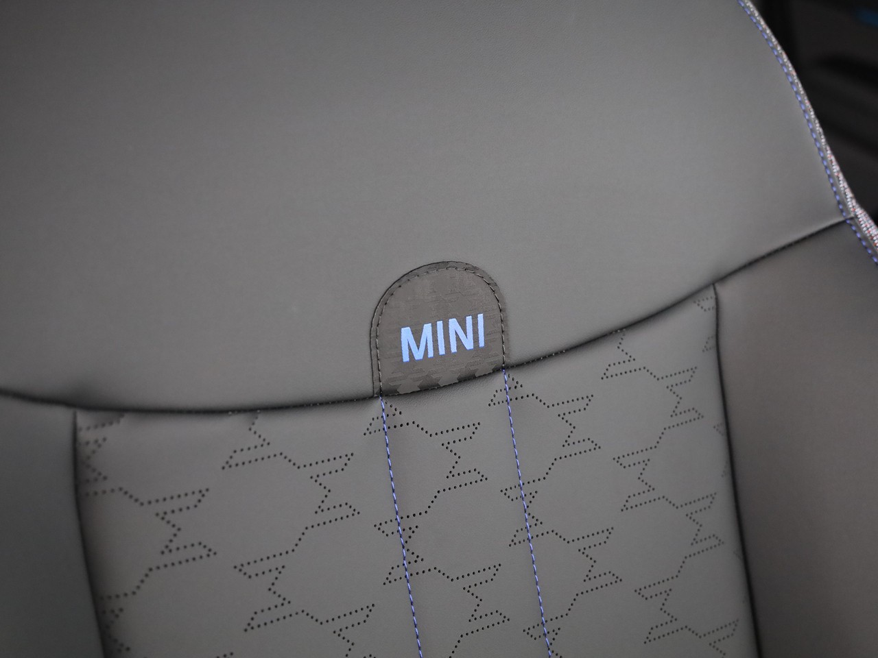 MINI Countryman C-image-16