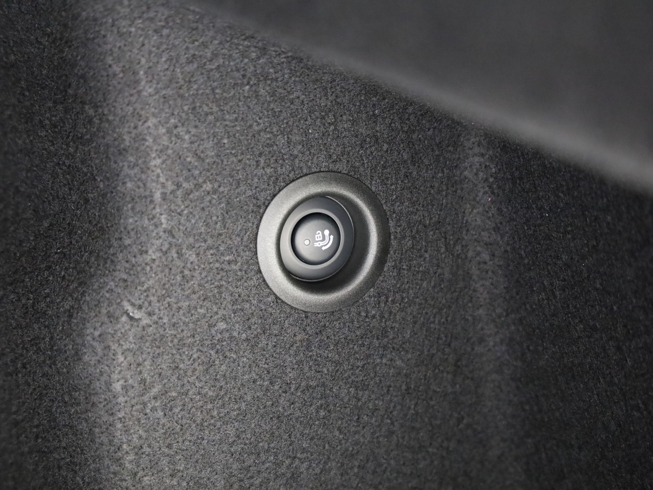 MINI Countryman C-image-8