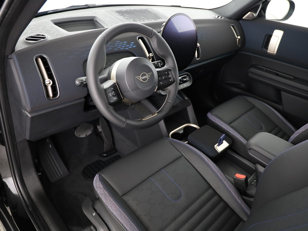 MINI Countryman C-image-12