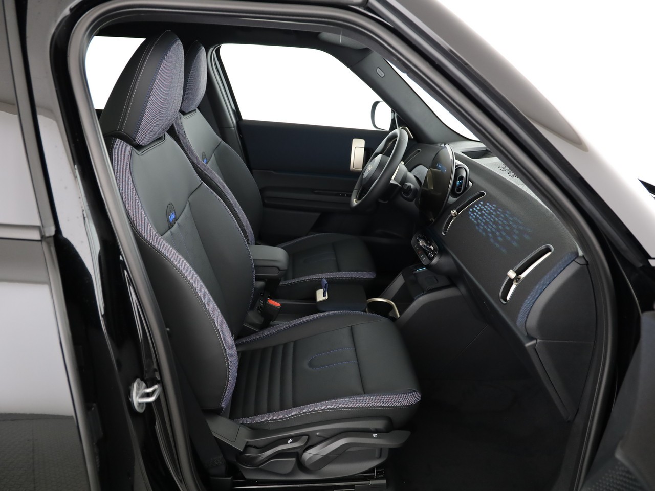 MINI Countryman C-image-14