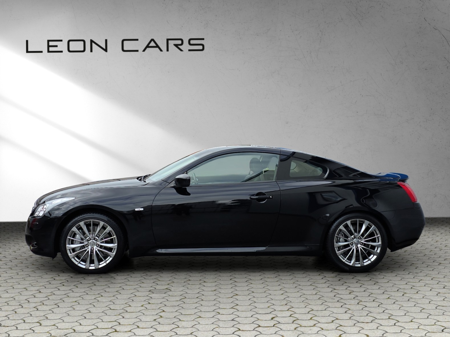 INFINITI G37 3.7 V6 Coupé S Automatic-showroom-element-2