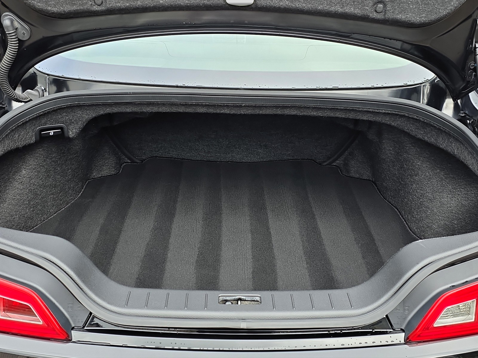 INFINITI G37 3.7 V6 Coupé S Automatic-image-14