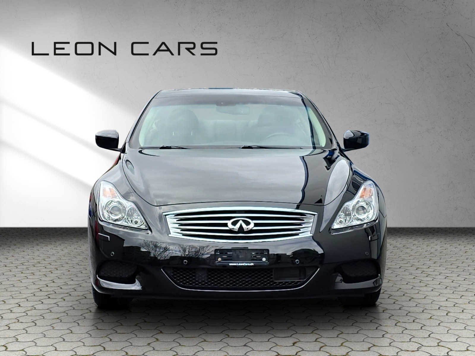 INFINITI G37 3.7 V6 Coupé S Automatic-showroom-element-3