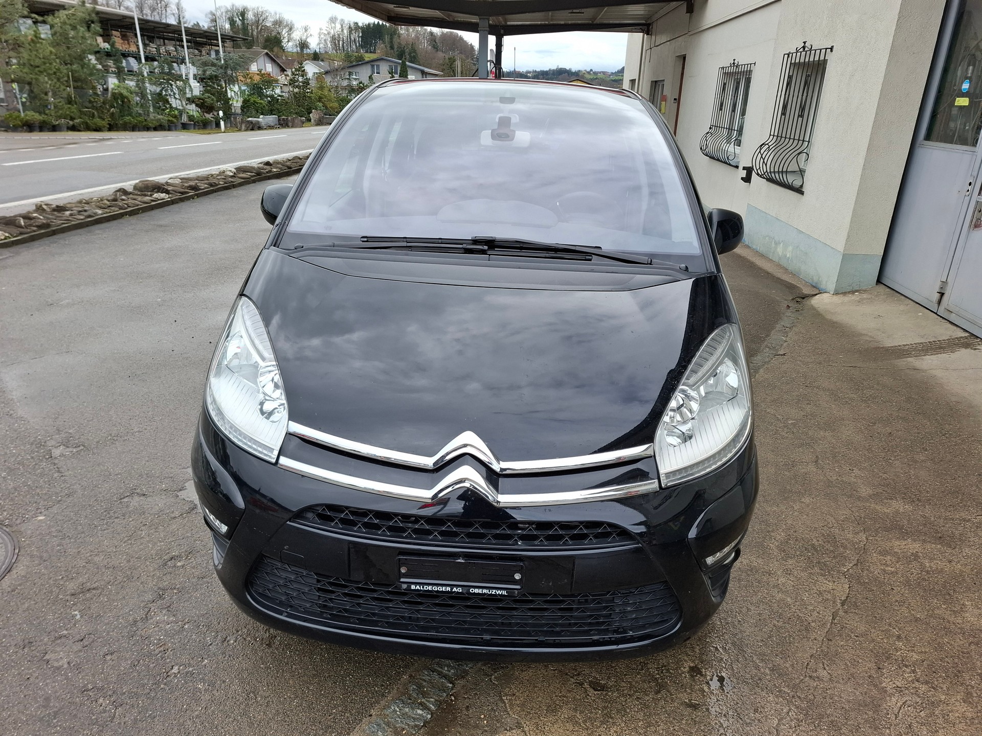 CITROEN C4 Picasso 1.6 HDI 16V Attraction EGS6-image-2