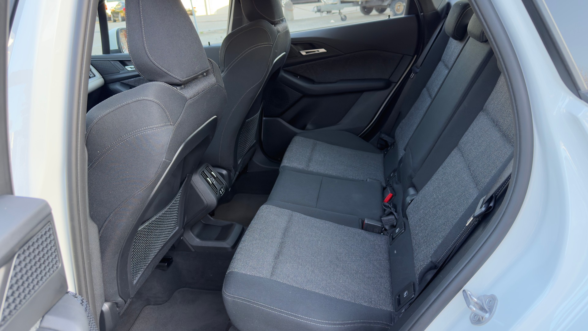 BMW 218d Active Tourer DKG-image-17