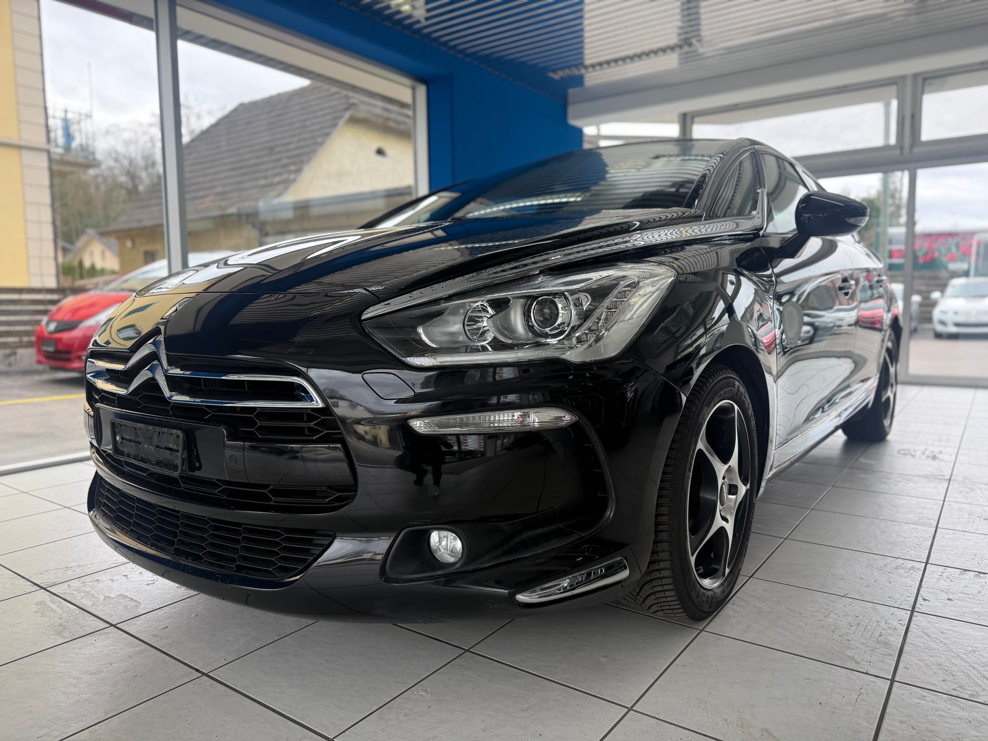 DS AUTOMOBILES DS5 1.6 Turbo Chic Automatic-showroom-element-1