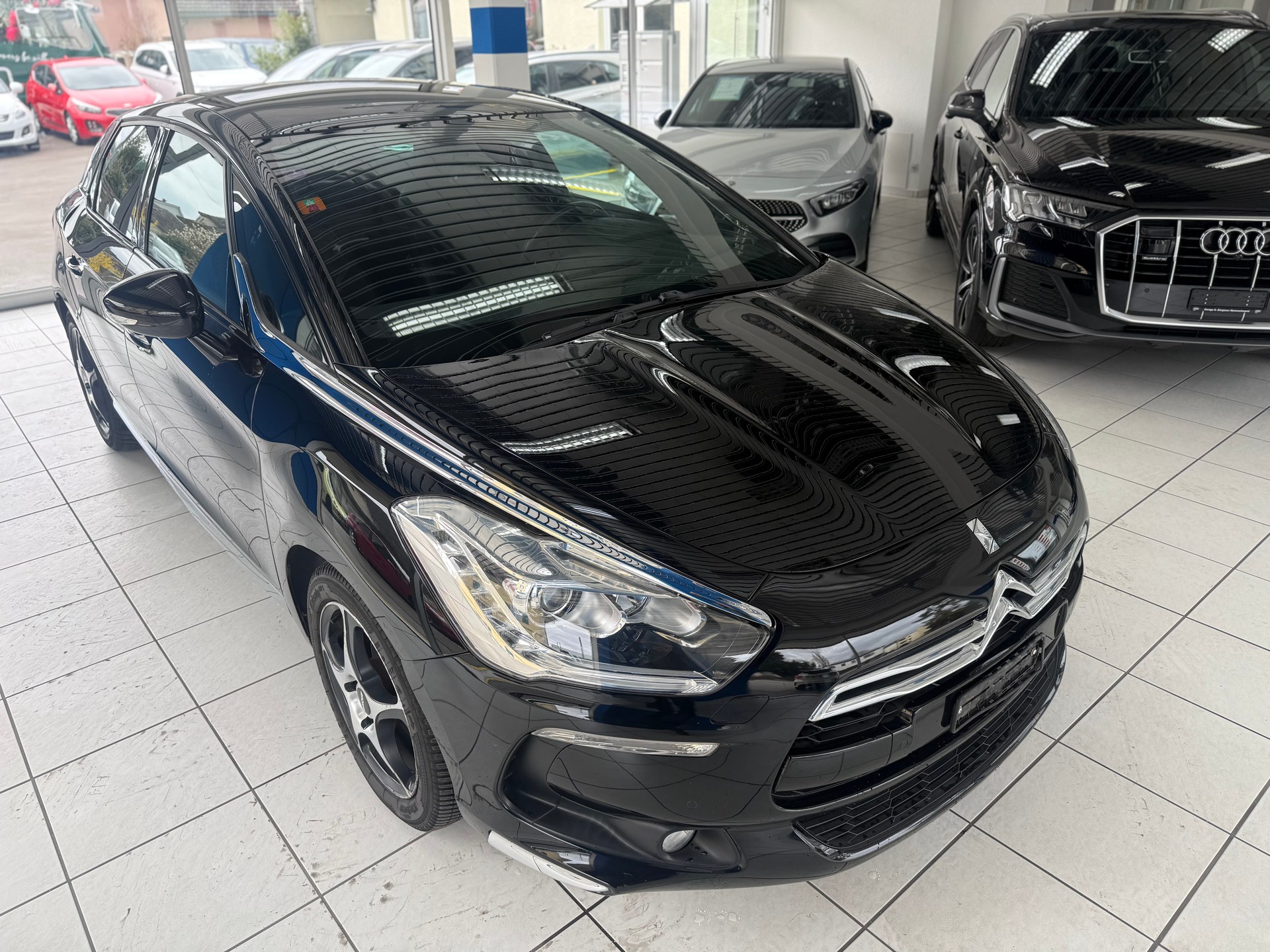 DS AUTOMOBILES DS5 1.6 Turbo Chic Automatic-showroom-element-2