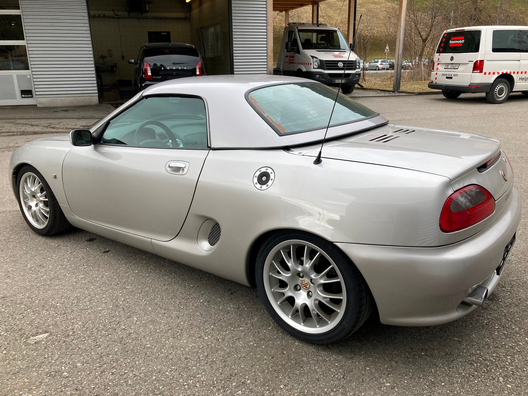 MG MGF 1.8i VVC Silverstone-image-3