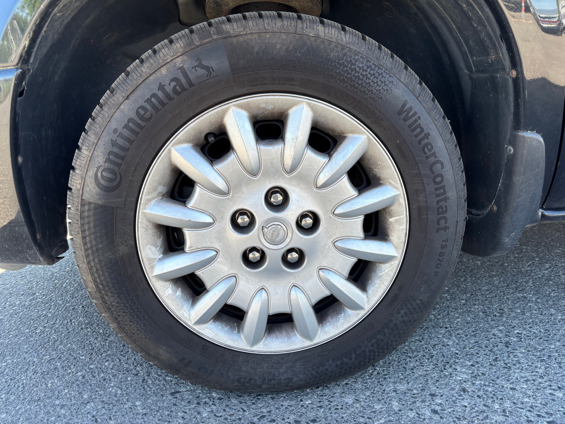 CHRYSLER Voyager 2.4 SE-image-17