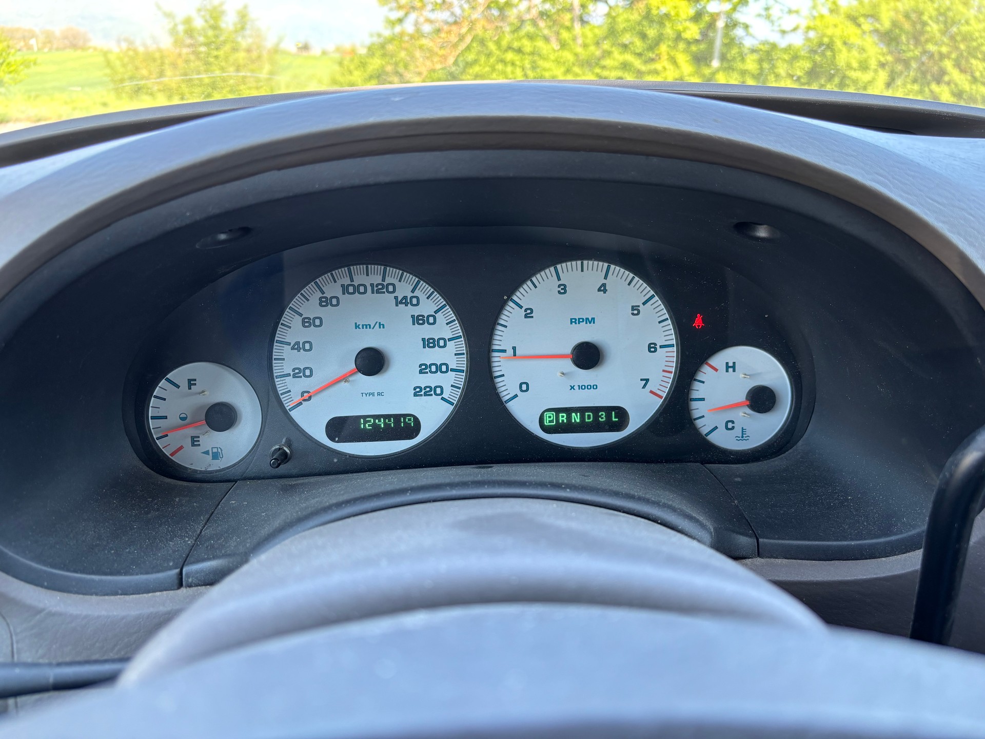 CHRYSLER Voyager 2.4 SE-image-7