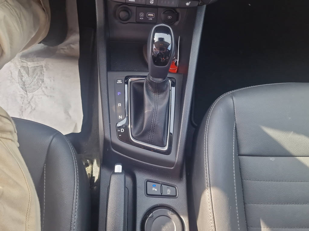 HYUNDAI i20 1.0 T-GDi 120 Vertex-image-10