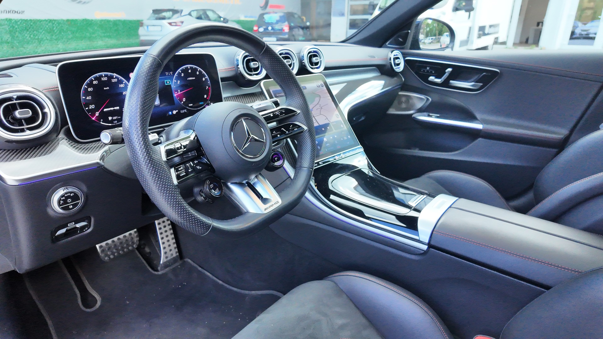 MERCEDES-BENZ C 43 T AMG 4Matic Performance-image-9
