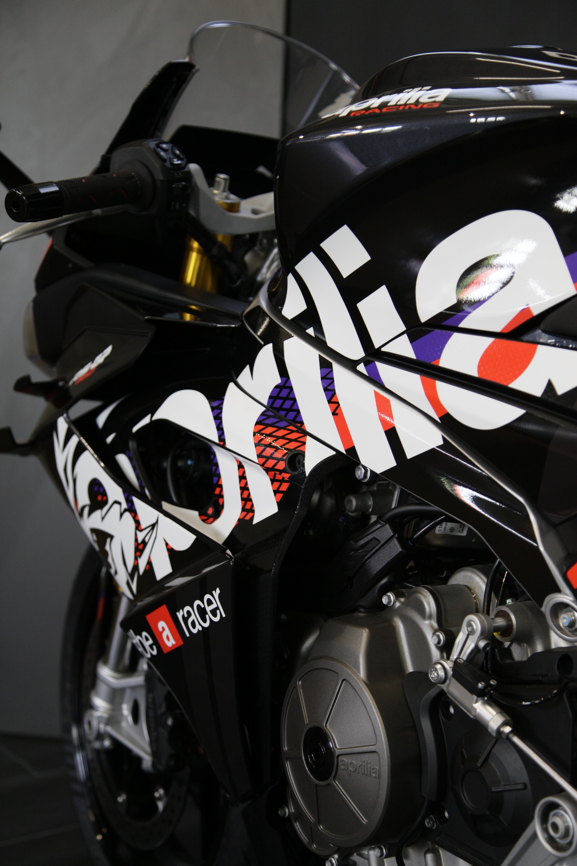APRILIA RS GP 660 Bezzechi black Rims E5+ (105ps)-image-6