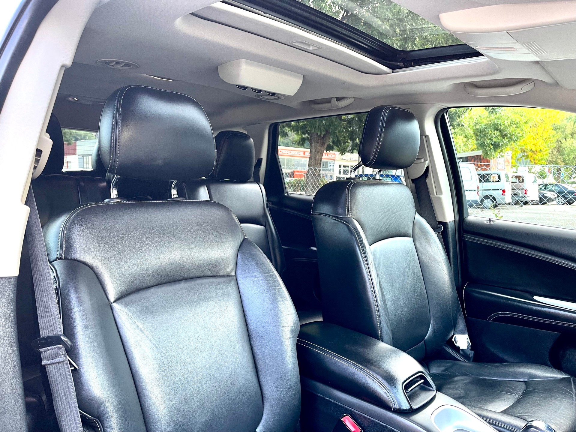 FIAT Freemont 2.0 MJ Park Avenue AWD Automat-image-17
