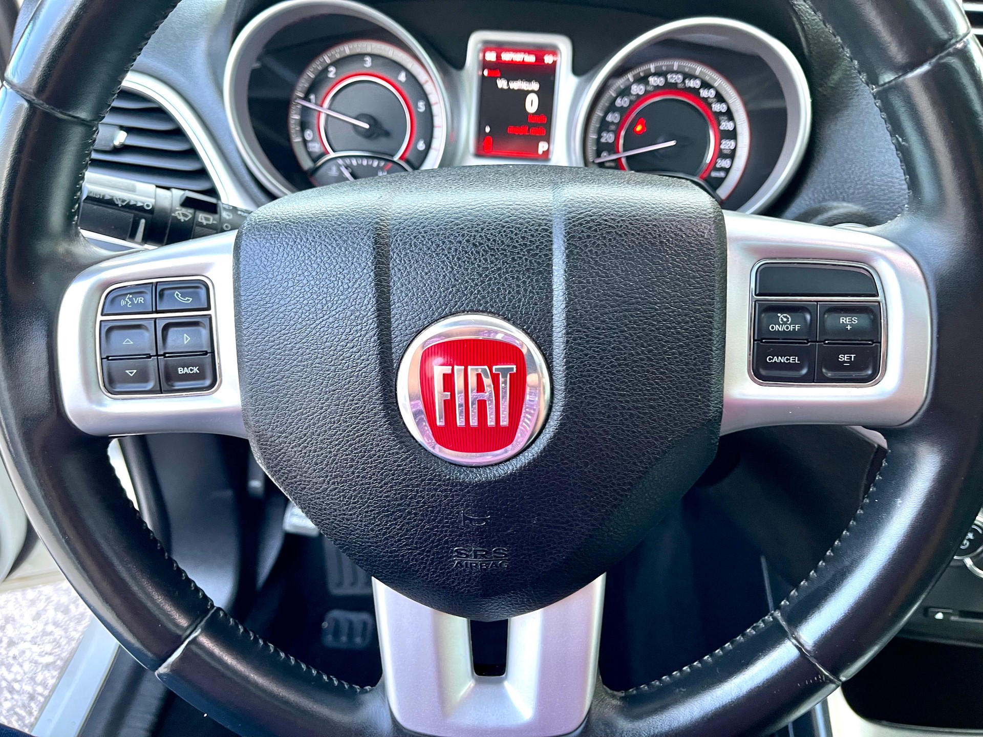 FIAT Freemont 2.0 MJ Park Avenue AWD Automat-image-22