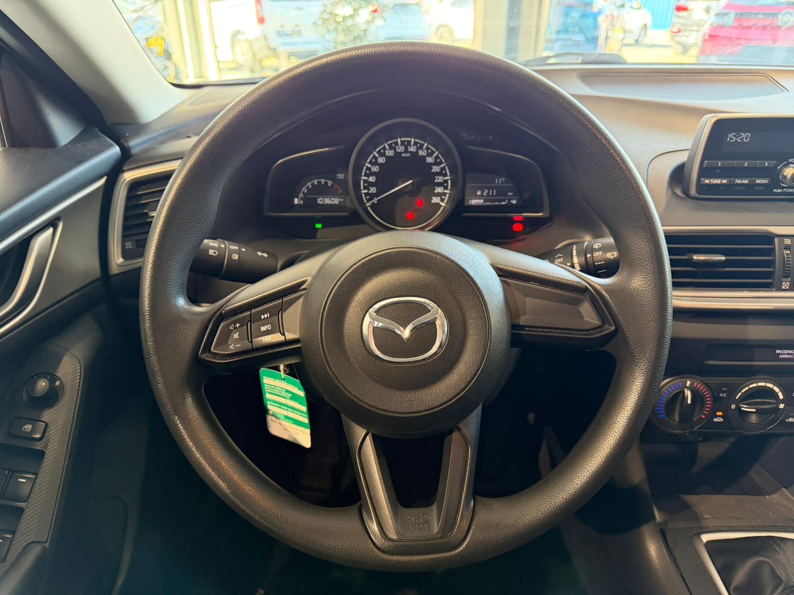 MAZDA 3 1.5 Challenge-image-12