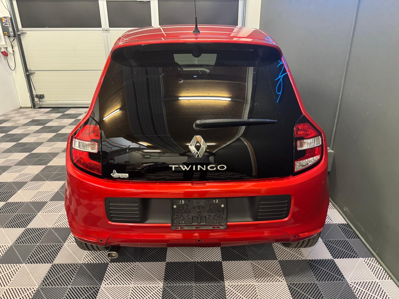 RENAULT Twingo 0.9 90th Anniversary-image-4