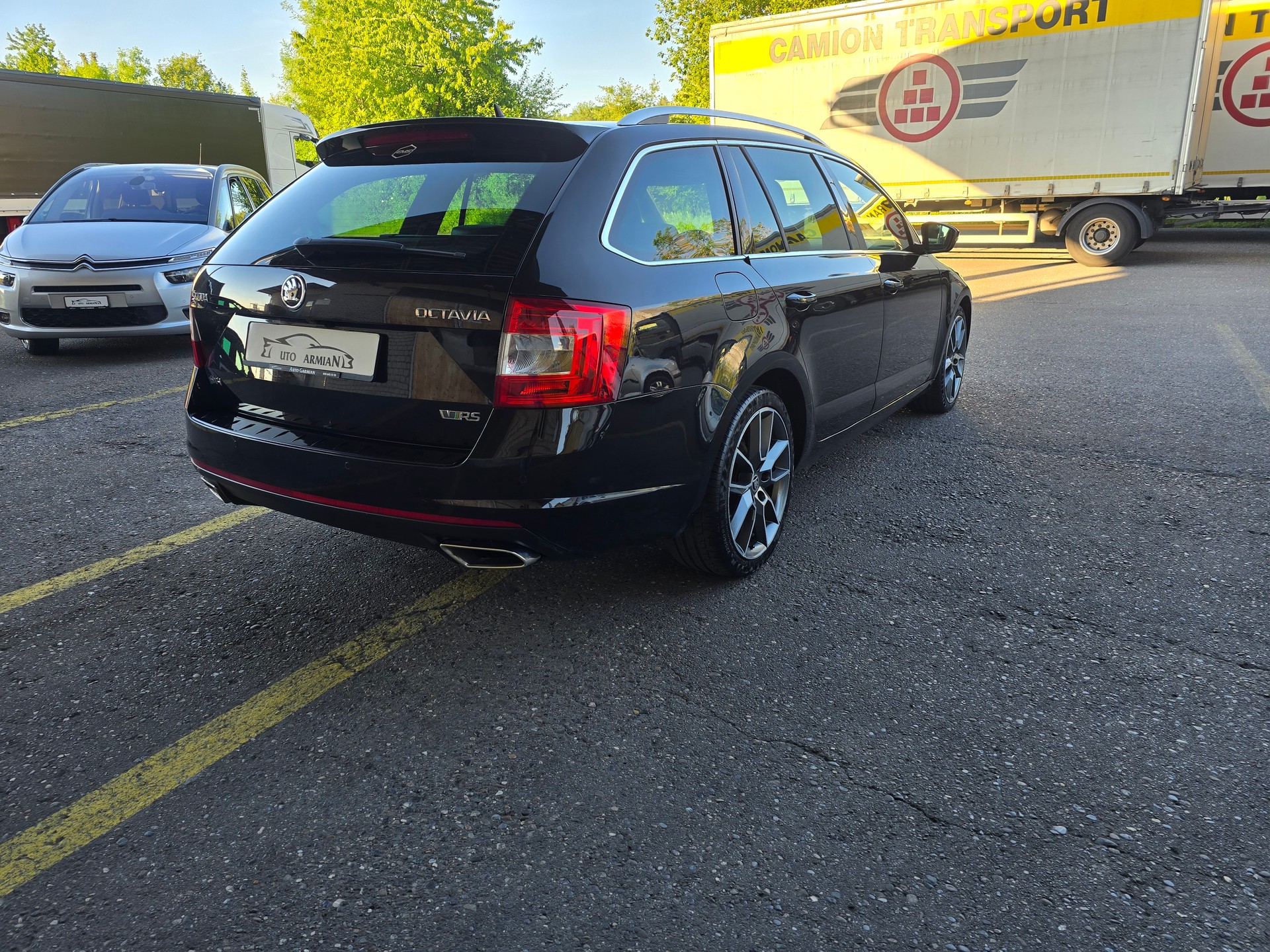 SKODA Octavia Combi 2.0 TDI RS 4x4 DSG-image-5