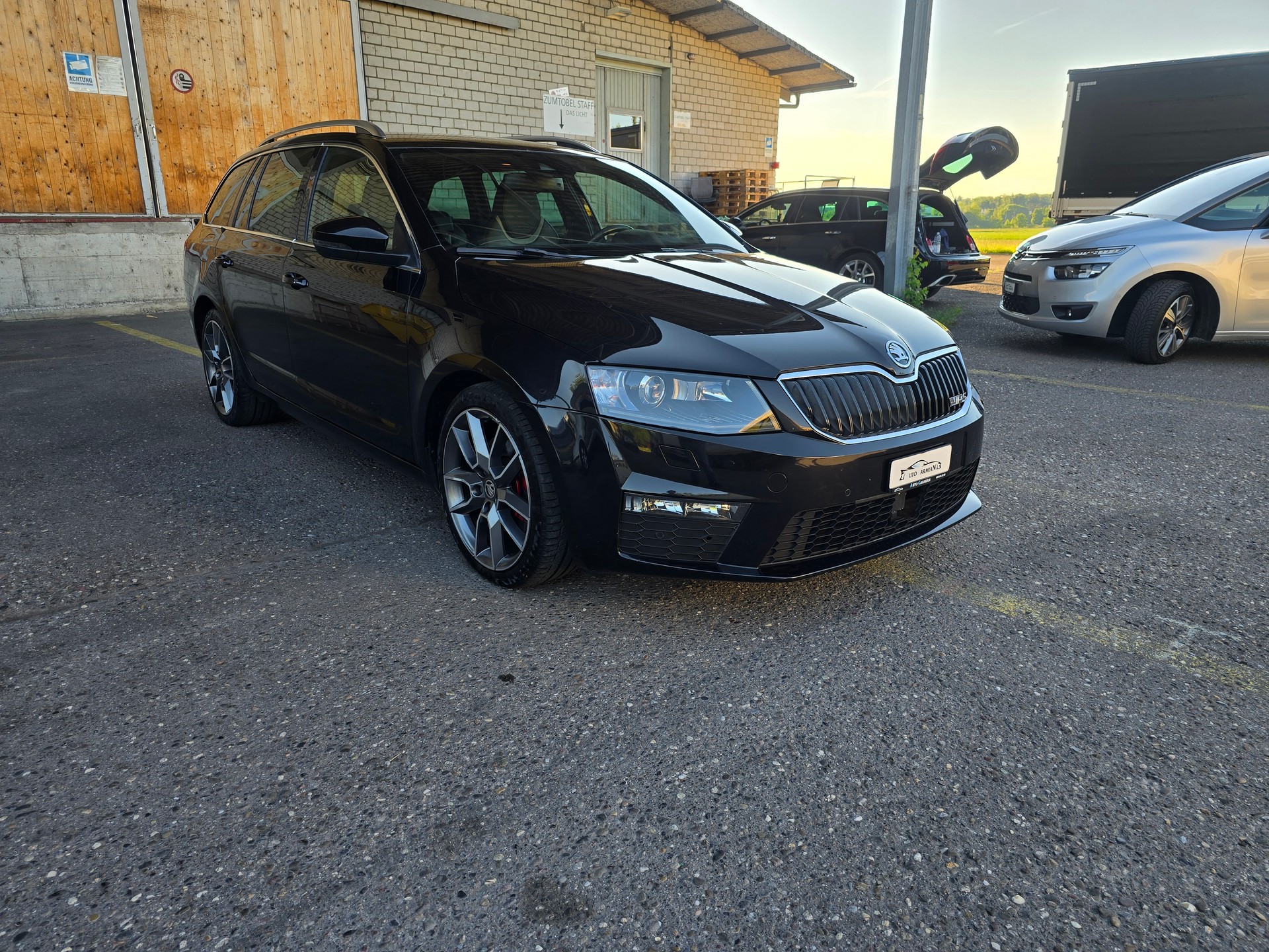 SKODA Octavia Combi 2.0 TDI RS 4x4 DSG-showroom-element-1