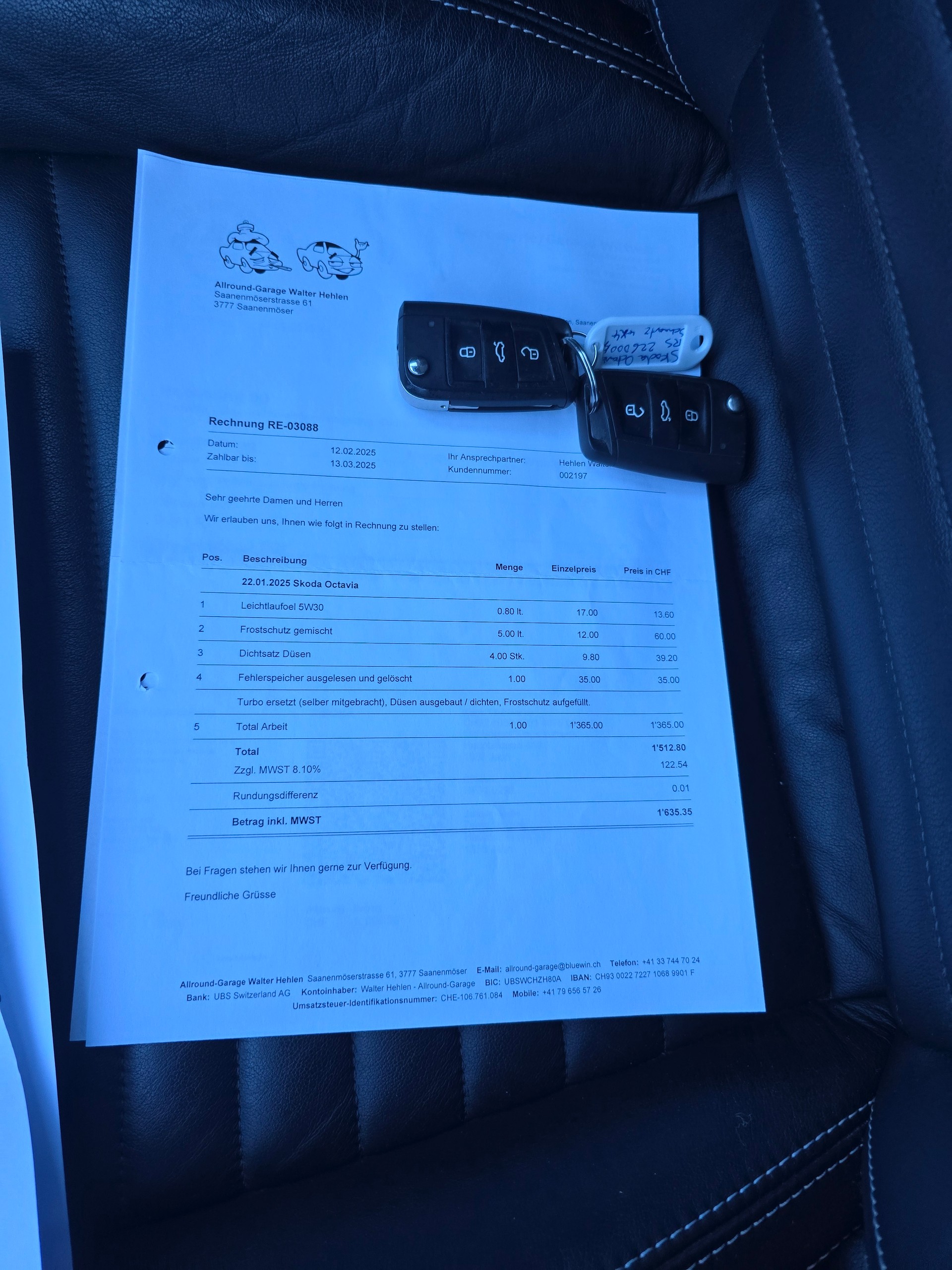 SKODA Octavia Combi 2.0 TDI RS 4x4 DSG-image-30